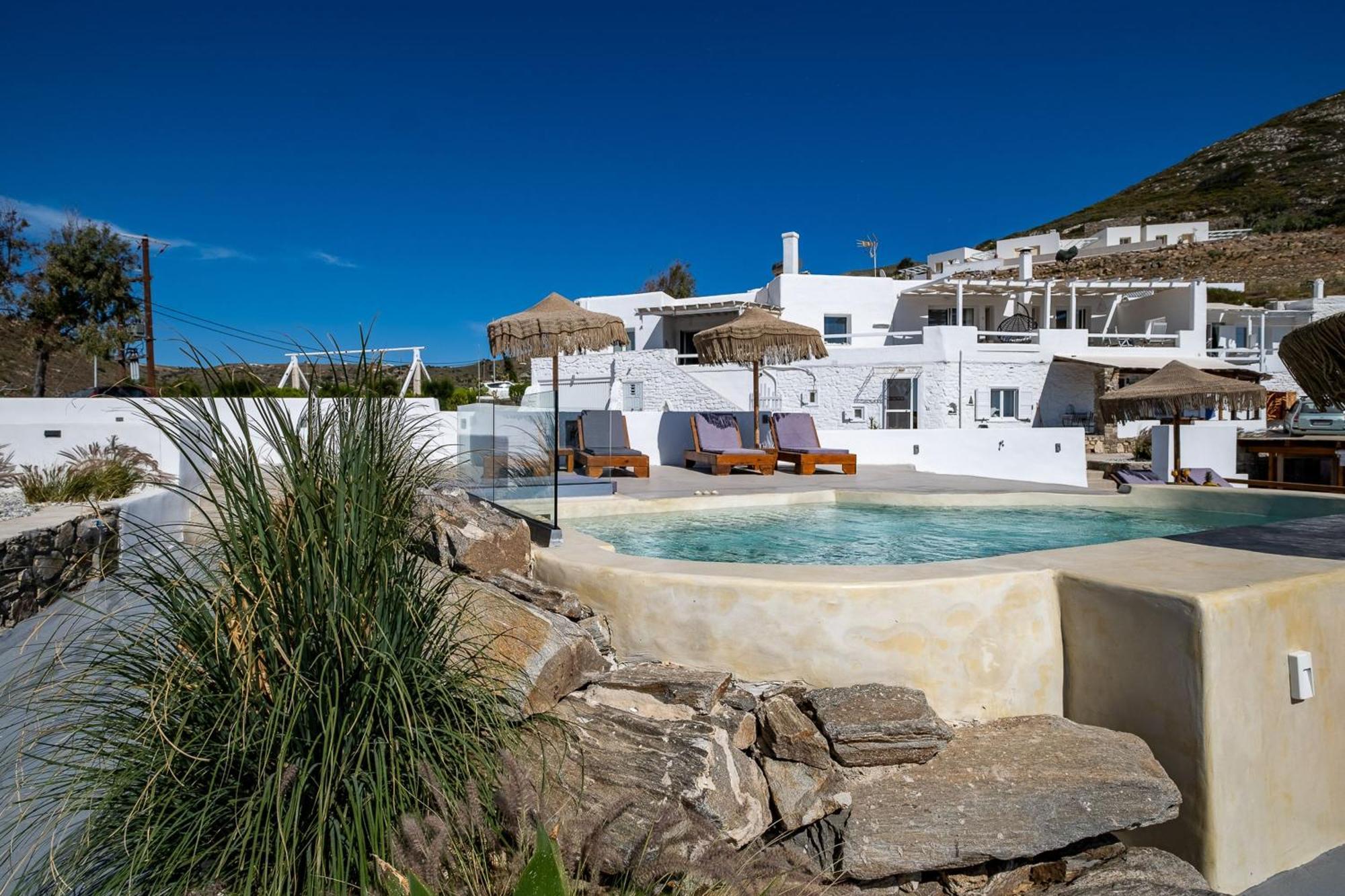 3 Paros All Season Villas エクステリア 写真