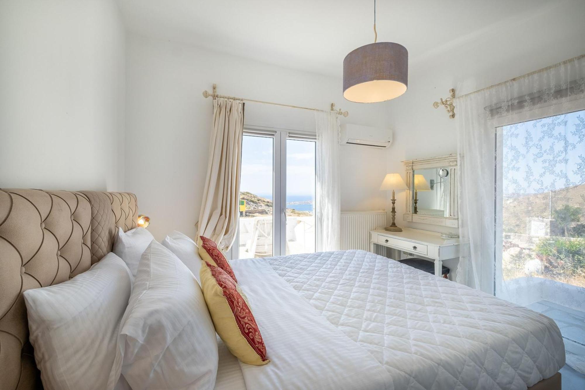 3 Paros All Season Villas エクステリア 写真